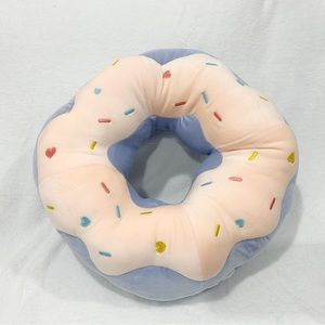 Donut squishy plush